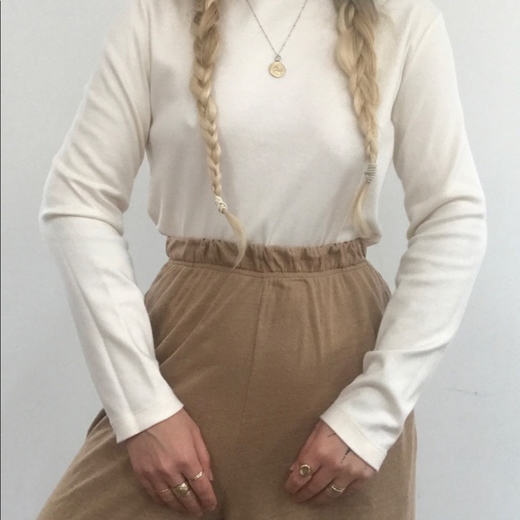 Wicker Shell Tray - Picture 4 of 4